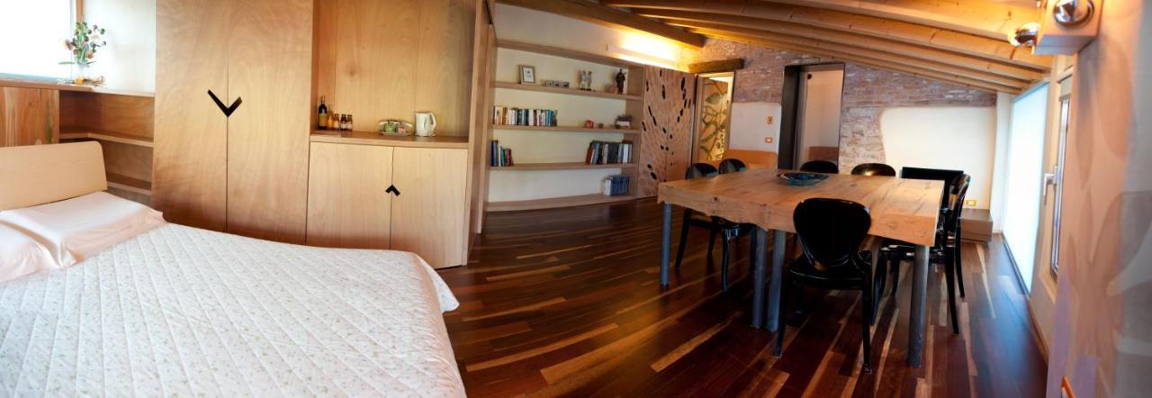 Hotel Dimora Le Nove Fate Bergamo Zimmer foto
